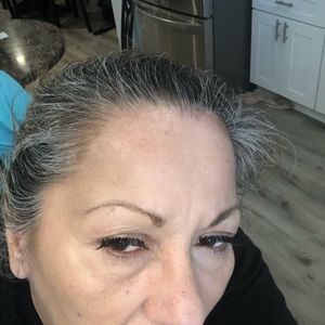 Meet your Posher, Lorraine